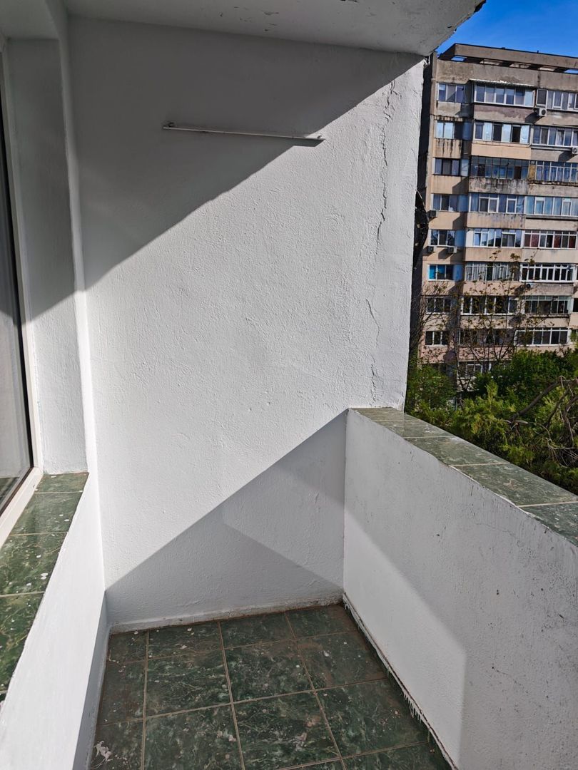 Apartament renovat cu trei camere,  Emil Racovita, 101.000€ - Poză 9