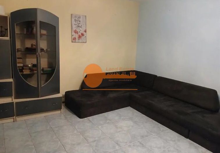 Apartament cu 3 camere in zona Nerva Traian - Poză 1