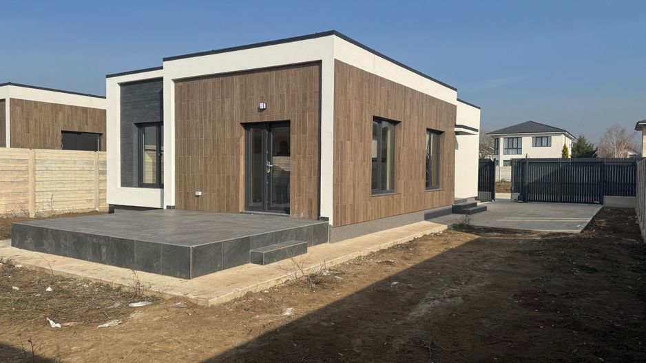 Case Mediteranene pe PARTER, 100m2 suprafata, curte 400m2, 0% comision - Poză 2