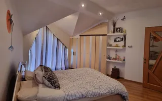 CASA INDIVIDUALA , MODERNA LA POALELE MUNTILOR!! - Poză 12