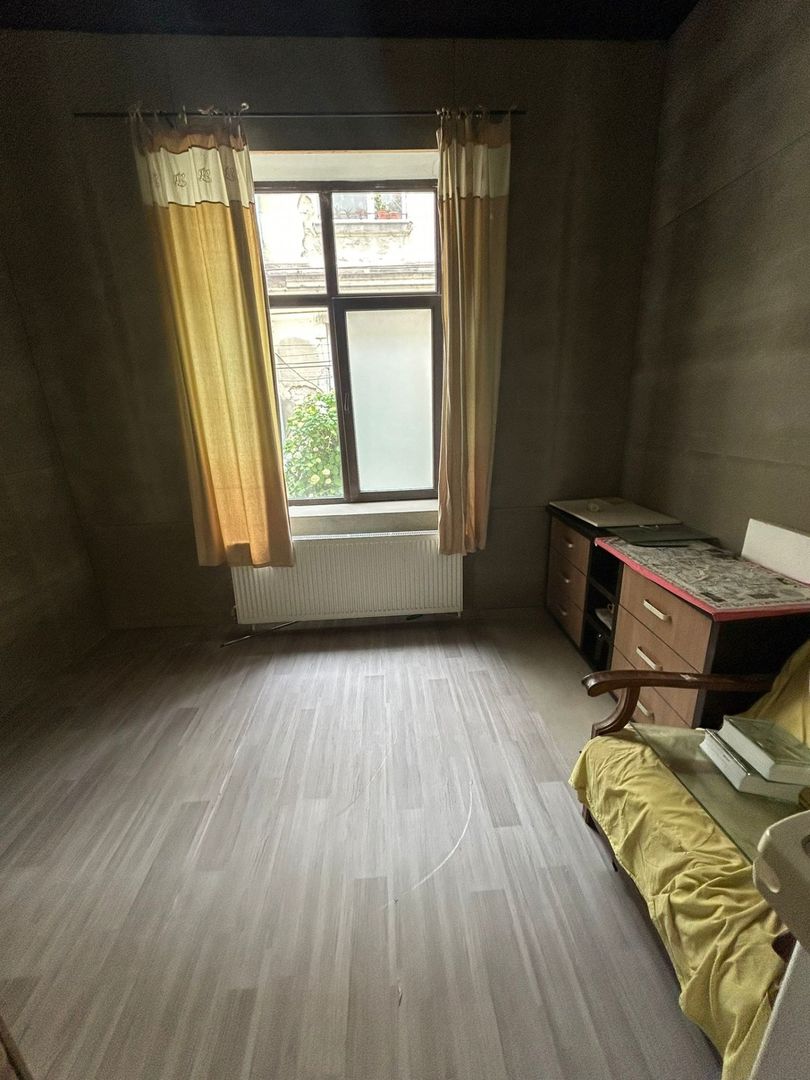 Apartament in vilă 3 camere, 120mp teren in folosinta (L18) - Nerva Traian - Poză 12