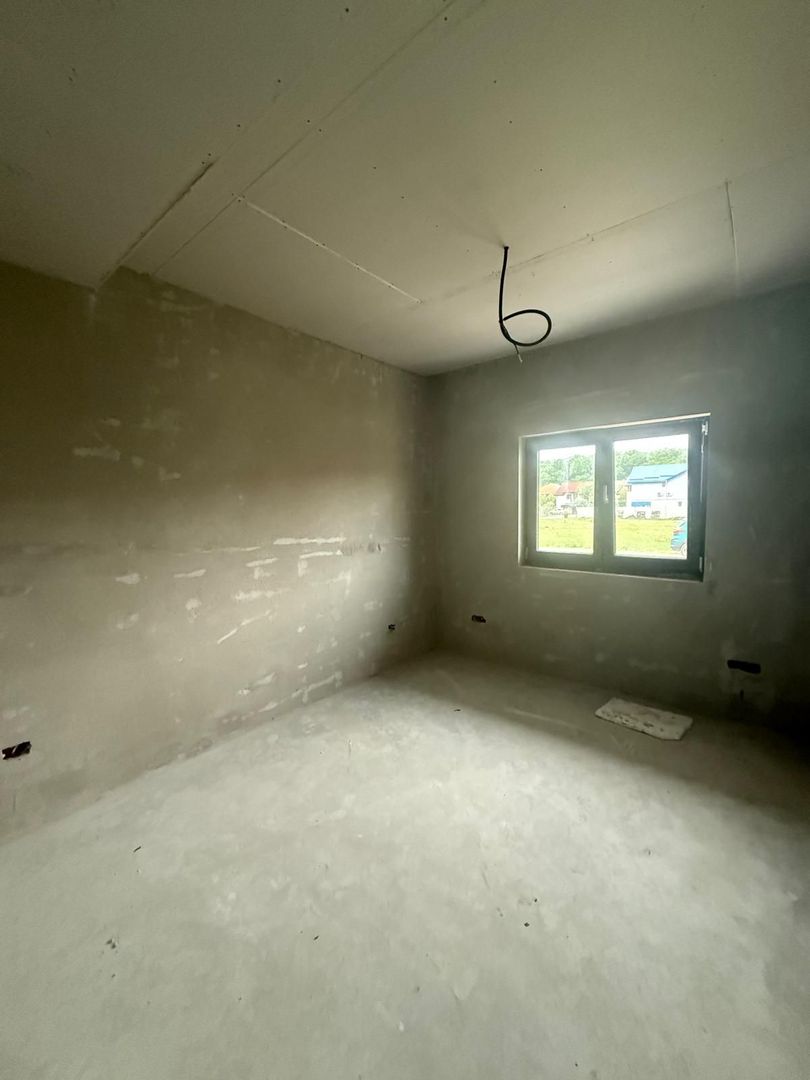 Duplex 4 dormitoare - zona linistita - Dumbravita - Poză 10