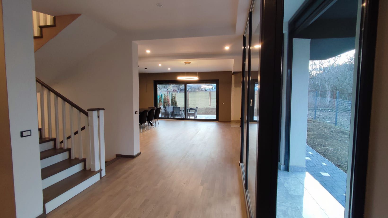 CASA Individuala   Superfinisata in Andrei Muresanu Sud - Poză 4