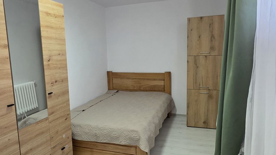 DE ÎNCHIRIAT - Apartament 2 camere, mobilat și utilat, zona TRAIAN; - Poză 4