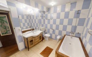 Ion Neculce | Apartament 5 camere în vilă monument - Poză 76