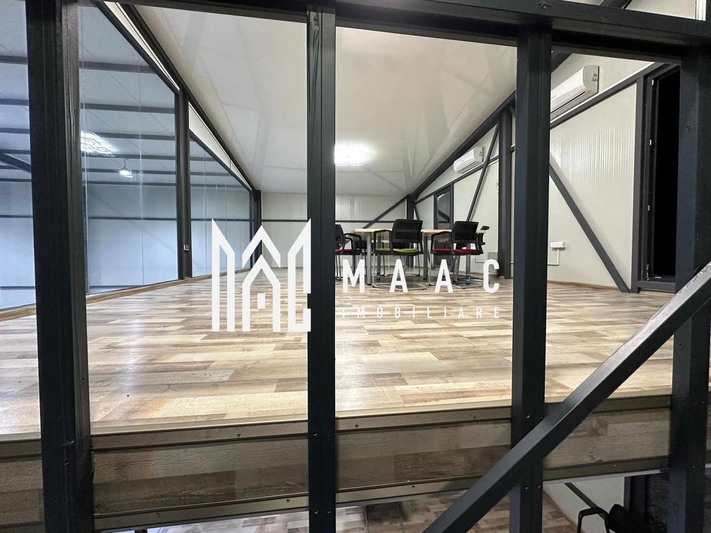 Hala | 250 MP |  Teren 3900 MP | - Poză 6