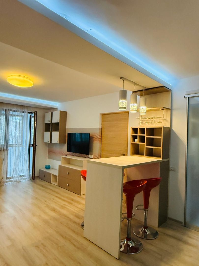 Apartament primitor 2 camere | Finisat modern | Lângă metrou Favorit - Poză 1