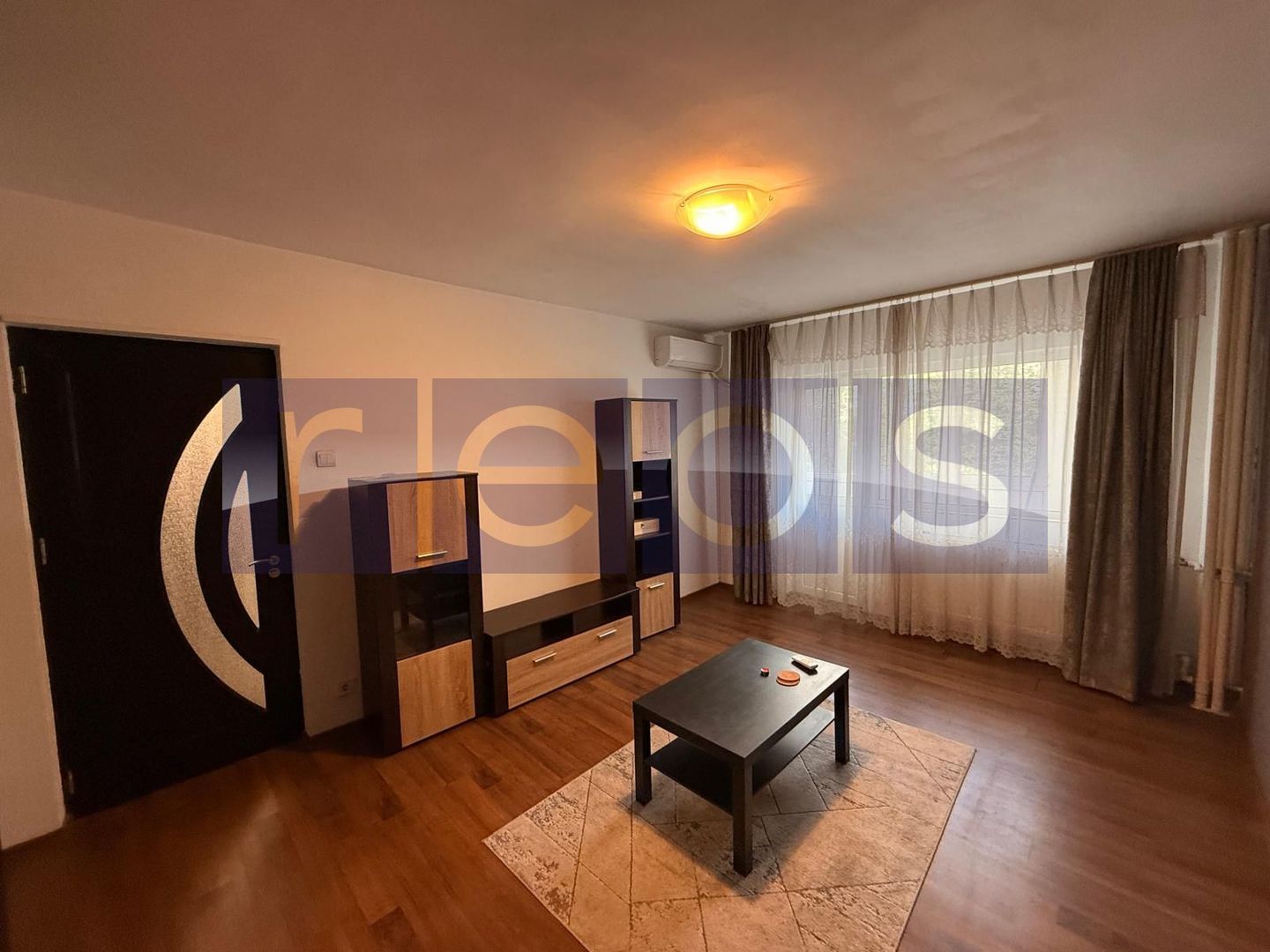 INCHIRIERE 3 CAMERE ZONA VITAN - Poză 1
