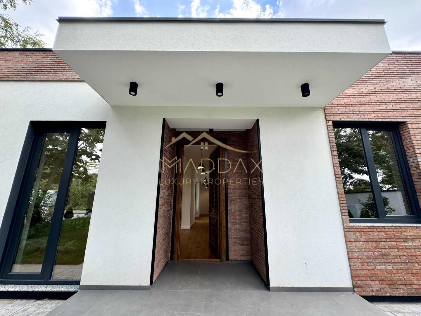 Vila cu 5 camere // * 565 mp gradina* // Tunari - Poză 76