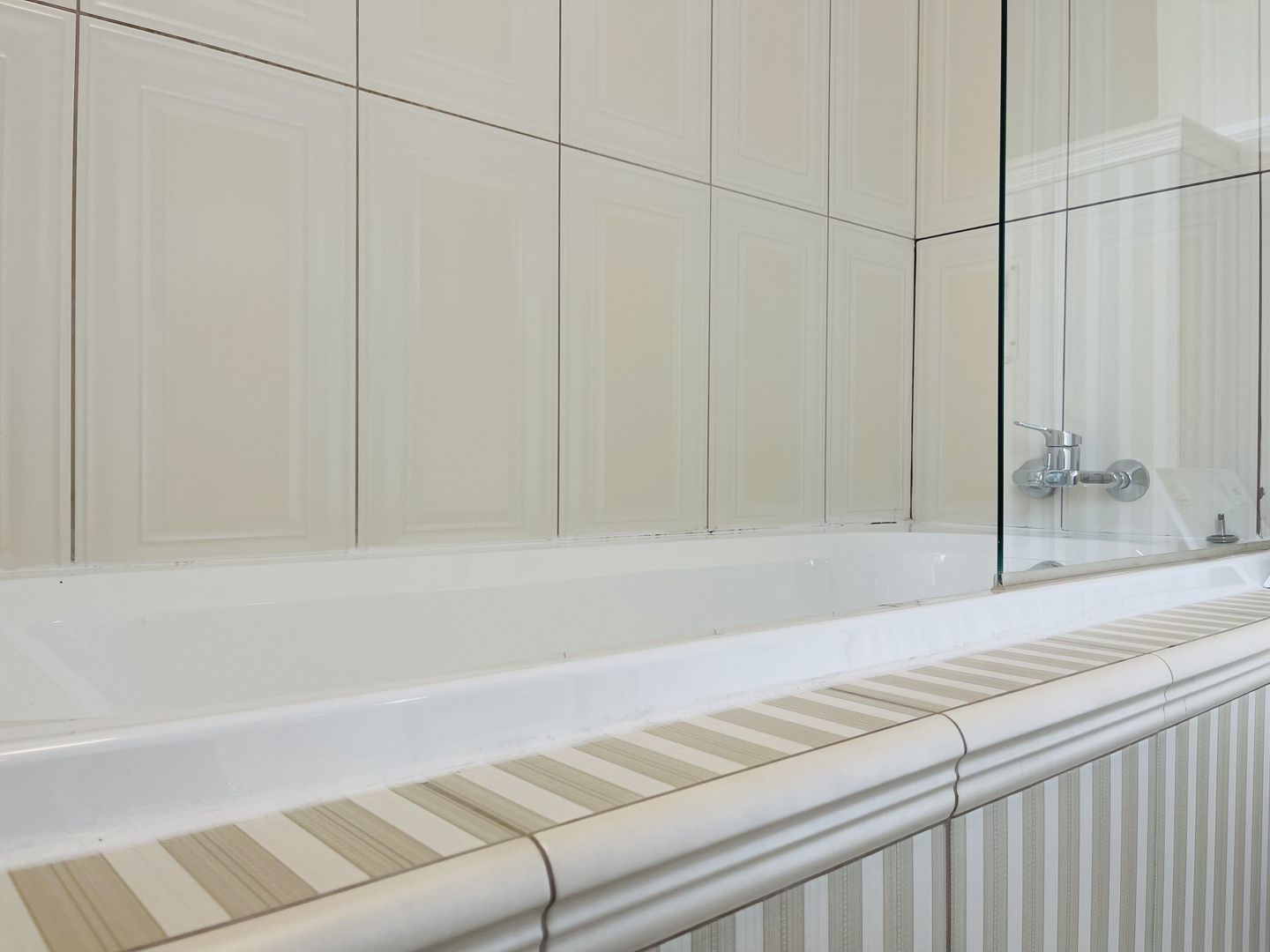 OFERTA REZERVATA - De inchiriat Casa cu Garaj - Segmentul Lux - Dumbravita - Poză 43