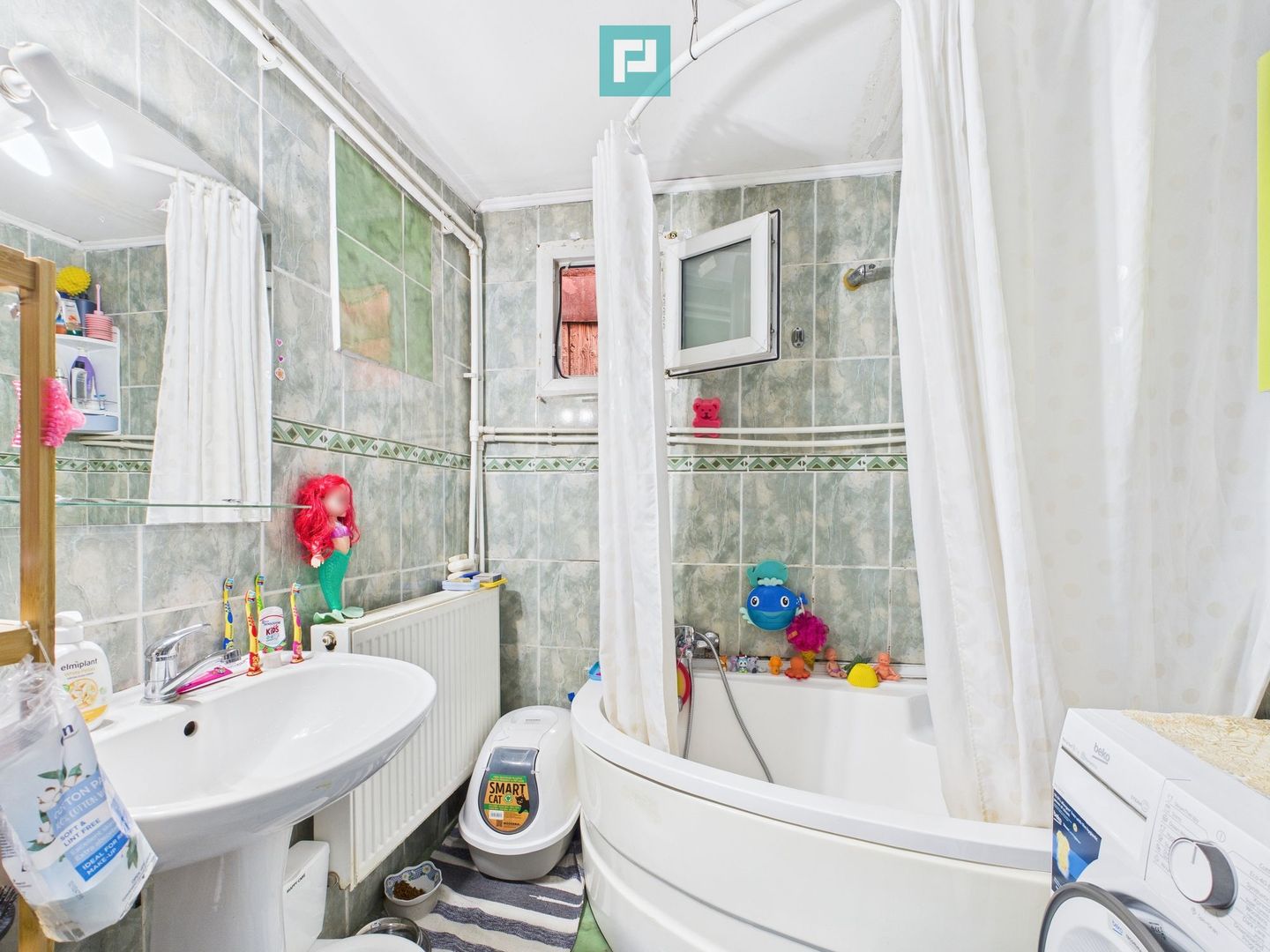 Casă cu 4 camere pe Bd. Laminorului – modernă și întreținută - Poză 9