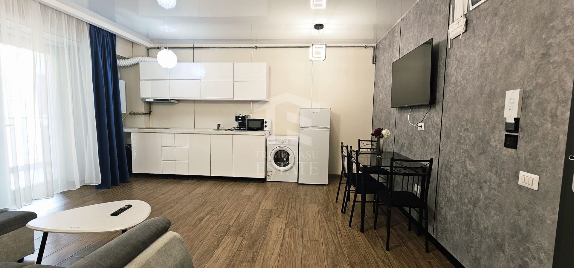 Apartament cu 2 camere Mamaia Nord, primul rand la mare, termen lung - Poză 4