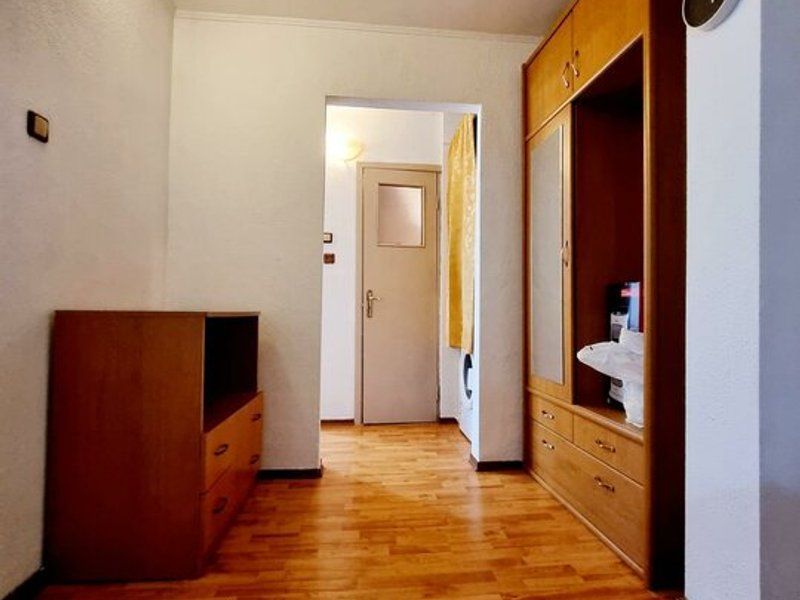 2 Cam Militari Gorjului Metrou Etaj 1Din4 Renovat - Poză 8