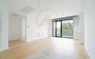 Stațiunea Mamaia - Vânzare apartament cu 2 camere, 2 bai cu vedere la mare. - Poză 2