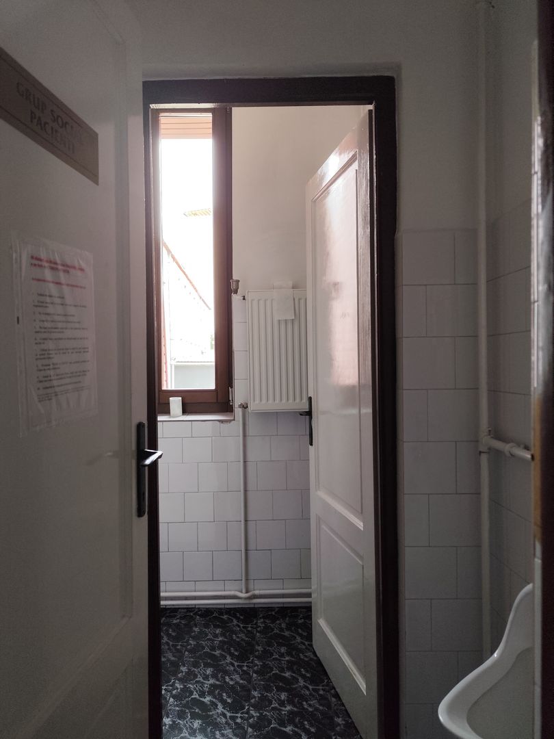 Birouri de inchiriat cu 1 si 6 incaperi langa Penny Iosia, Oradea - Poză 19