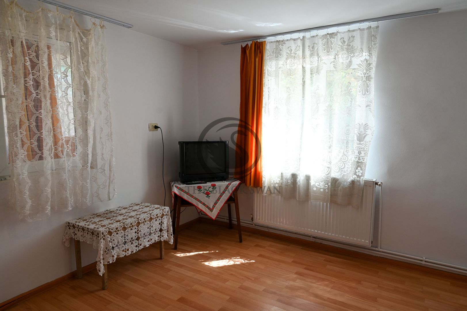 Casă din cărămidă de vanzare | 444 MP teren | Pleasa, PH | Comision 0% - Poză 3