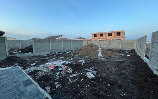 Duplex cu 4 camere despărțit prin camera tehnica | Mosnita Noua - Poză 5