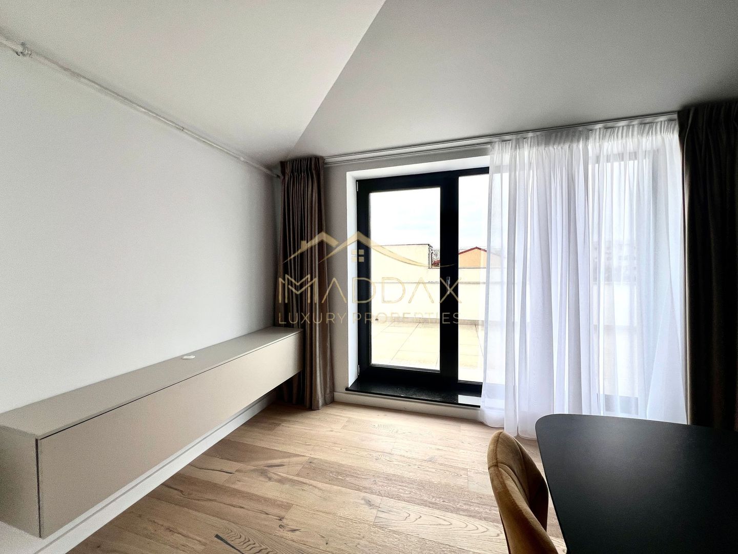 Apartament cu 3 camere *Prima Inchiriere* + Terasa *50mp* / Aviatiei - Herastrau - Poză 13