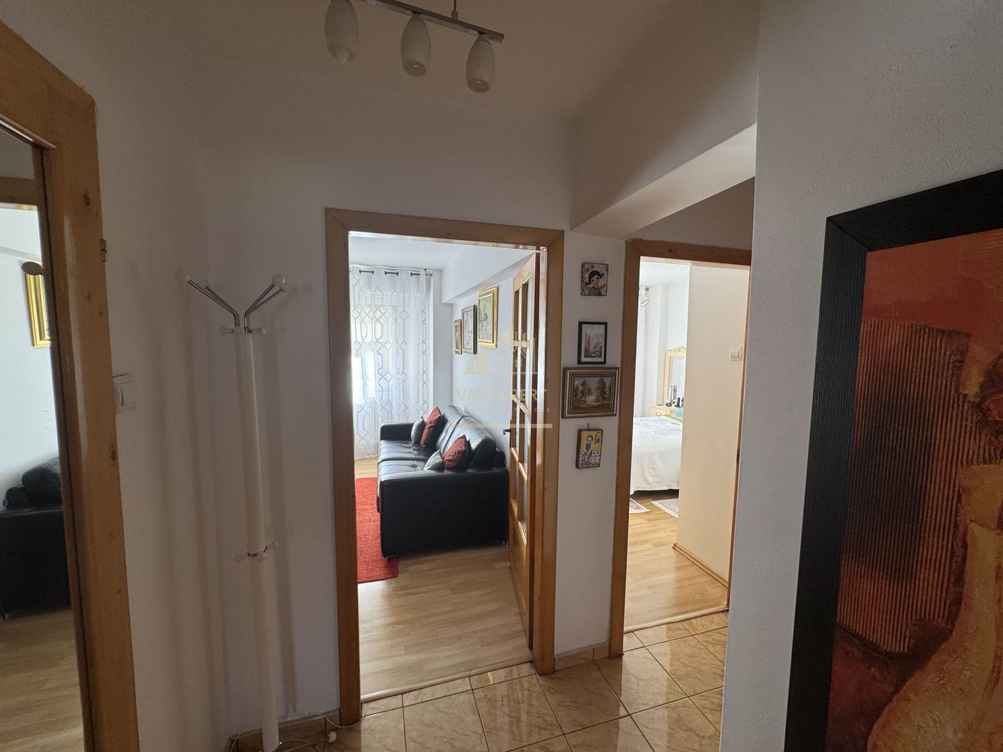 APARTAMENT 3 CAMERE CAMPULUNG, ETAJ 3, ULTRACENTRAL - Poză 31