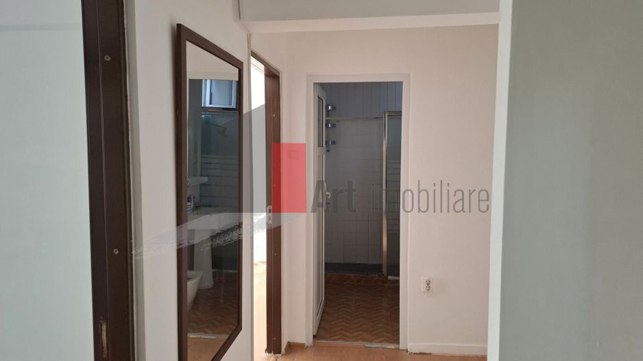 Apartament 3 camere decomandat, bloc H, Str.Rotundă, parter - Poză 5