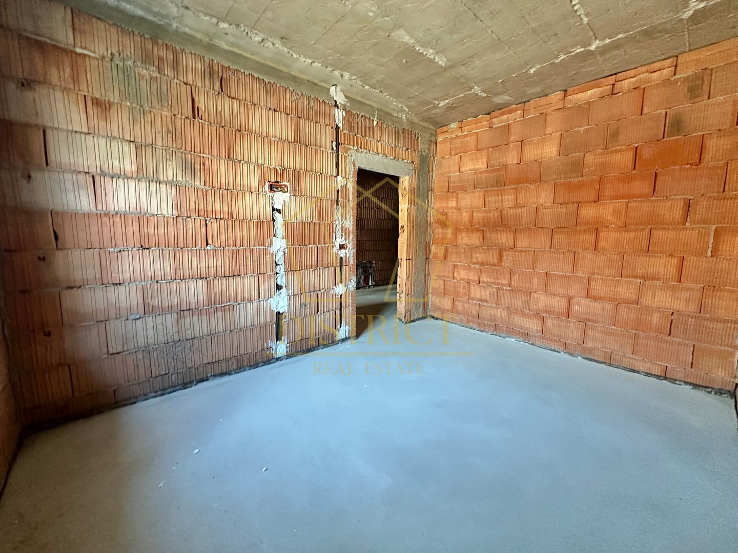 Apartament cu 2 camere si dressing decomandat la etajul 2in Giroc langa Hotel IQ - Poză 9
