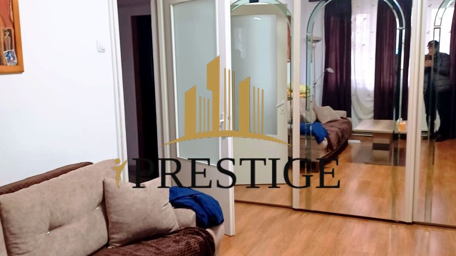 APARTAMENT 2 CAMERE DE VÂNZARE SIBIU, PIAȚA RAHOVEI, PARTER ÎNALT - Poză 3