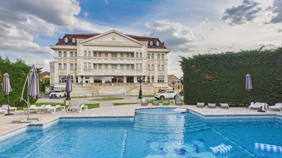 Proprietate Exclusivistă de Închiriat - Poză 87