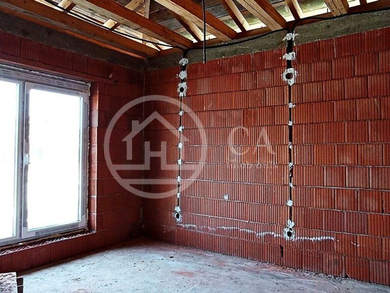 Casa de vanzare cu 4 camere in zona Santandrei, Oradea - Poză 9