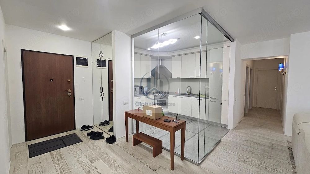 Apartament 4 camere de vanzare langa scoala Americana. - Poză 1