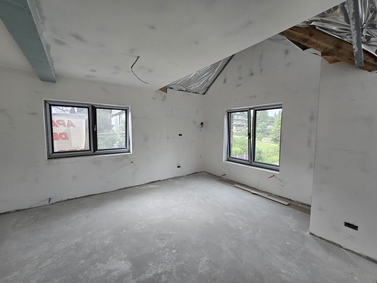 Apartament cu 4 camere 125 mp cu vedere la munti - Busteni - Zamora - Poză 1