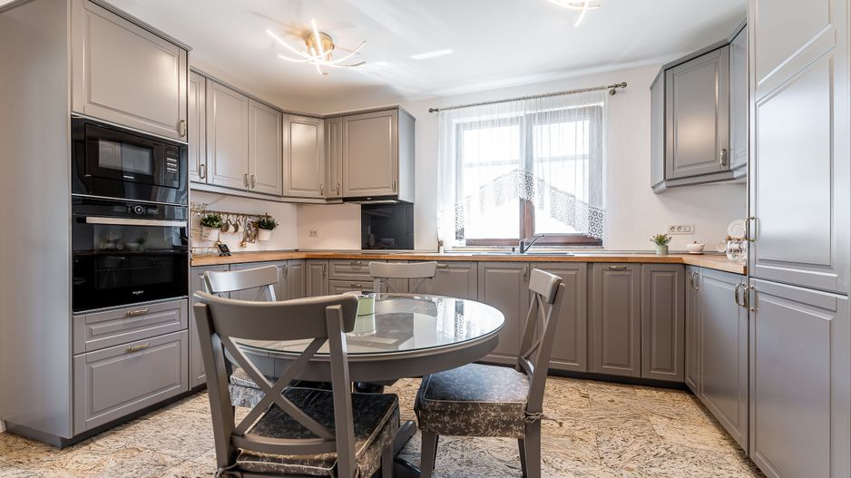 Rezervat Casa la cheie de vanzare in cartierul Europa, Vladimirescu - Poză 4