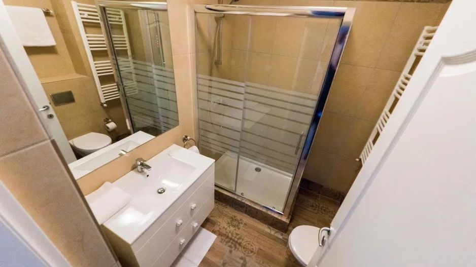 Apartament Modern 3 Camere De Inchiriat | Parcare Subterana Inclusa | 2 Bai - Poză 11