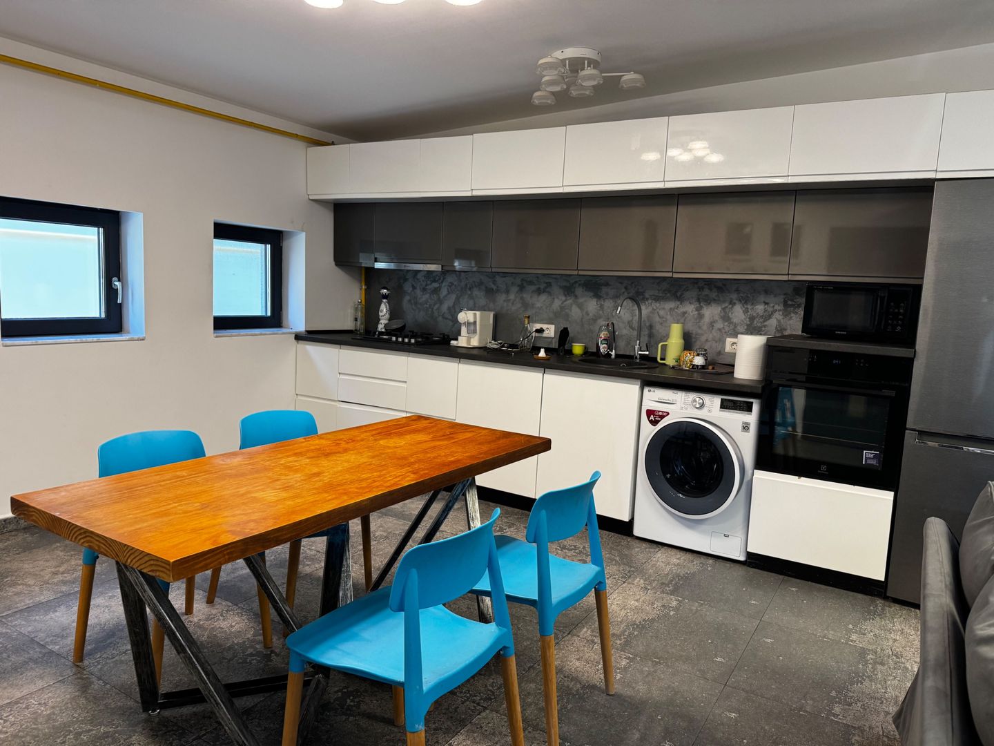 Vila 3 apartamente / 9 camere  Piata Unriii - Parcul Carol IM603 - Poză 21