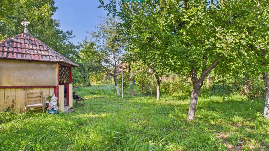 Casă cu 4 camere, curte și atelier mecanic - Sebeș - Poză 17