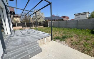 Vila Individuala - 5 camere-3 bai-Strada Miorita-500 M  de STV - Poză 9