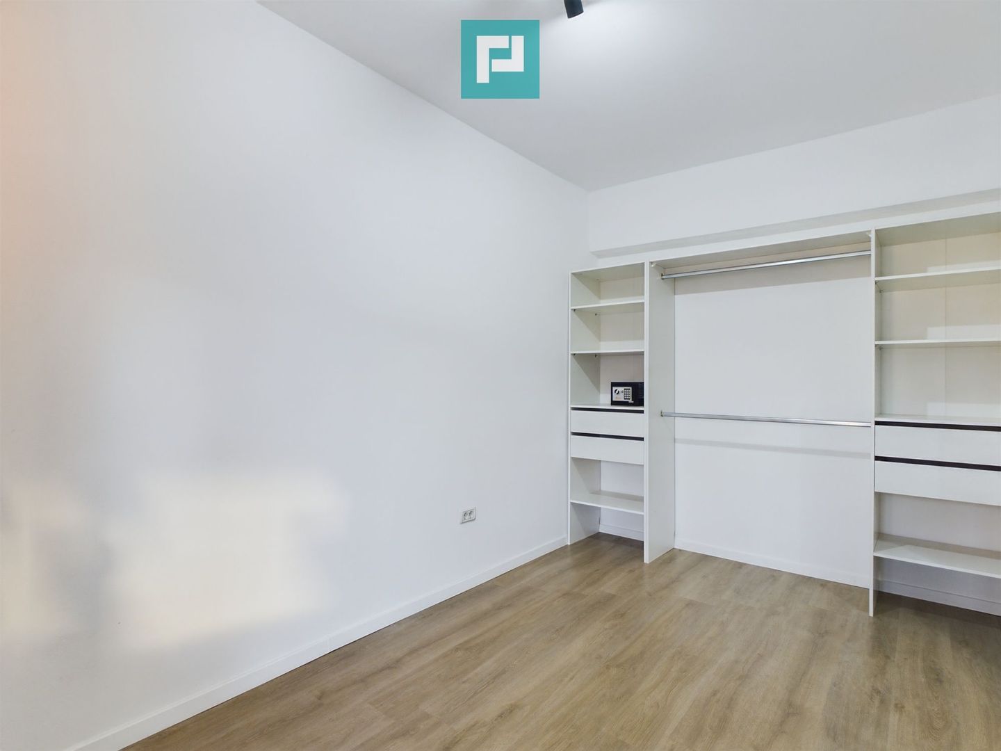 Casă cu 3 camere în Cartierul Verde - Poză 10