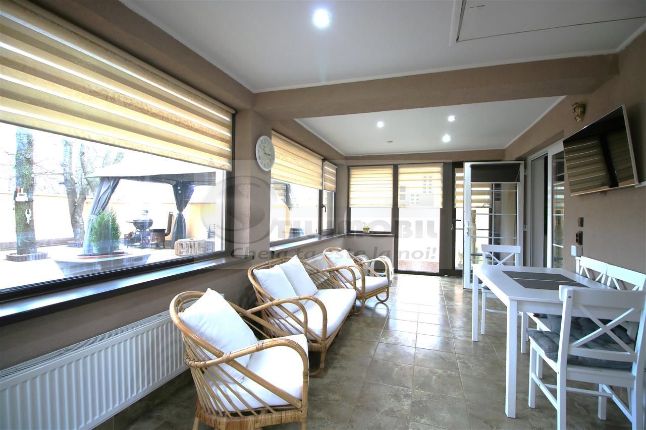 MIROSLAVA CASA EXCLUSIVISTA LA CHEIE LUX STIL MEDITERANEAN MOBILATA - Poză 7