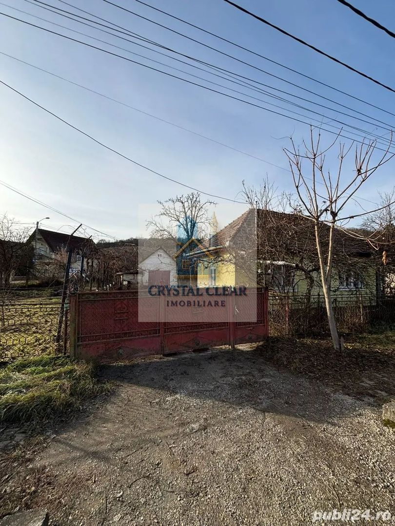 Casă 2 camere + teren de 852 mp - cartierul Unirii, str. Voinicenilor - Poză 2