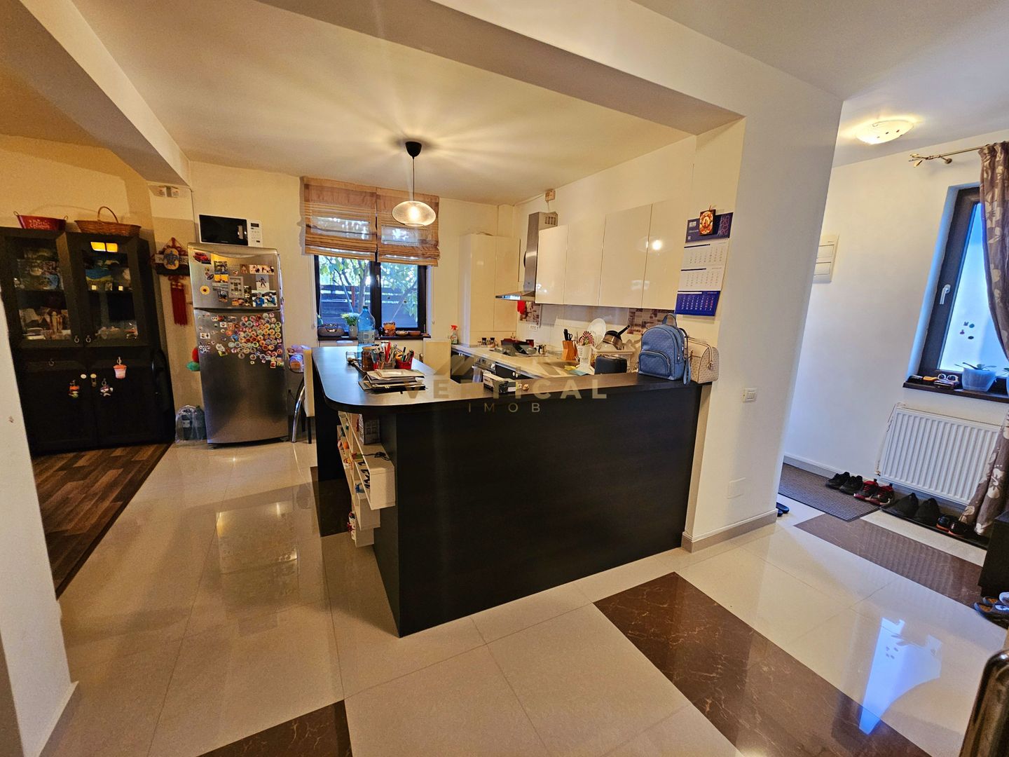 Casă / Vilă cu 4 camere de vânzare în Berceni - Poză 4