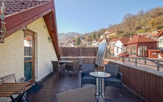 Casa cu 5 studiouri independente, terasa rooftop, vedere montana - Poză 4