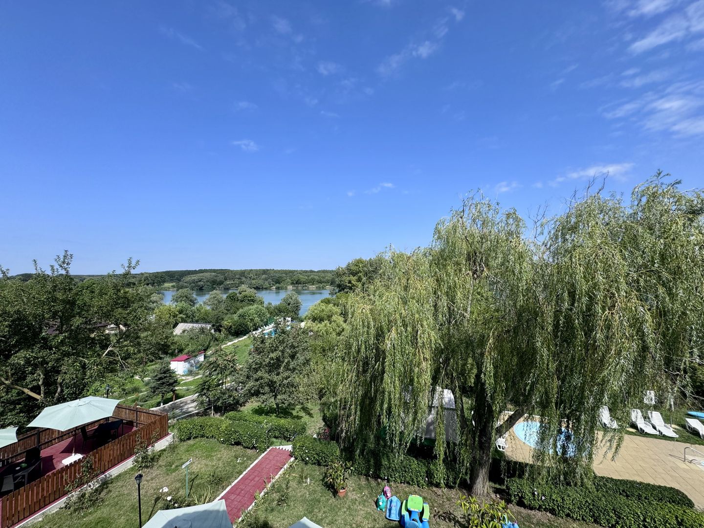 Hotel 20 camere Delta Dunarii 50 m deschidere teren 6000 mp acces auto - Poză 58