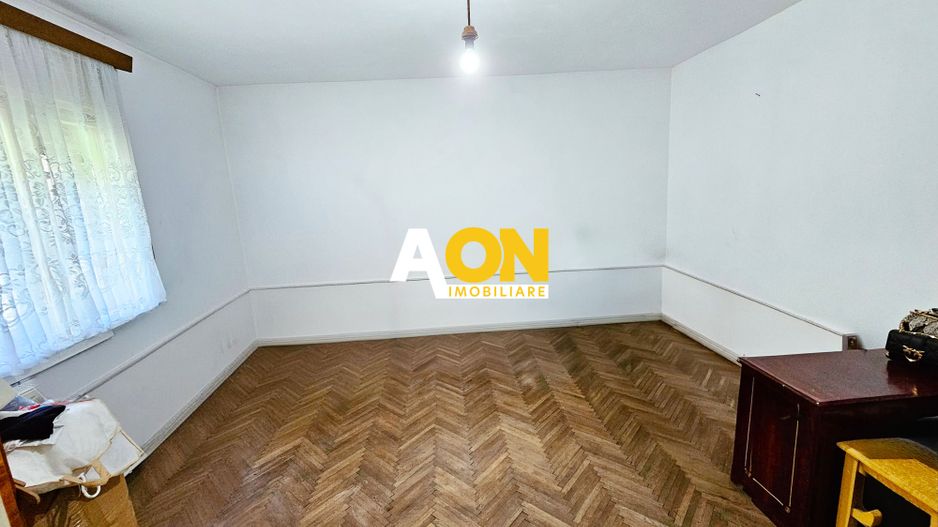 Casa renovata, 2 corpuri de cladire + anexe, 1331 mp teren, Paclisa - Poză 17