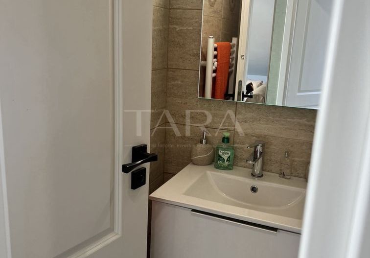 Apartament modern cu 2 camere, balcon și pod de 20 mp. - Poză 6