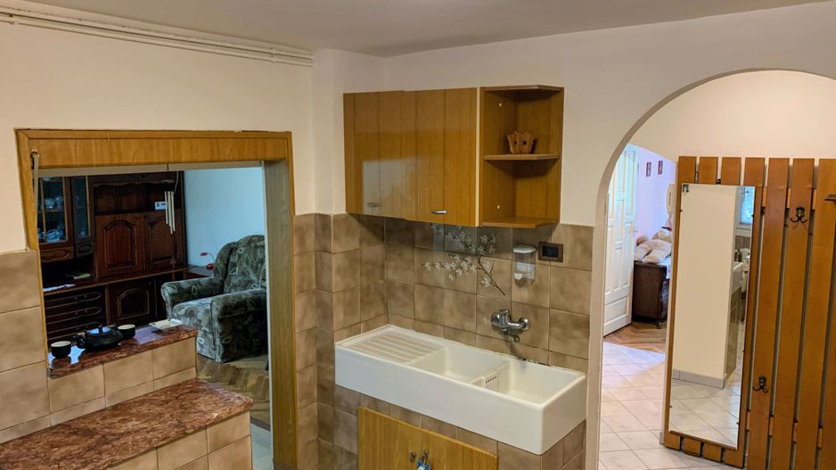 APARTAMENT DECOMANDAT  3 CAMERE CALEA ARADULUI - Poză 11