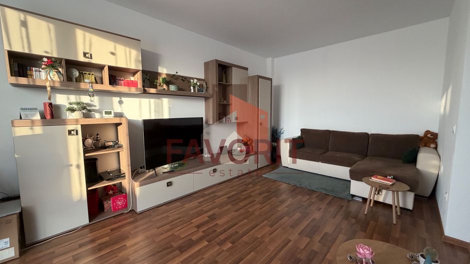 Mobilat si utilat. Zona Decathlon. Loc de parcare - Poză 3