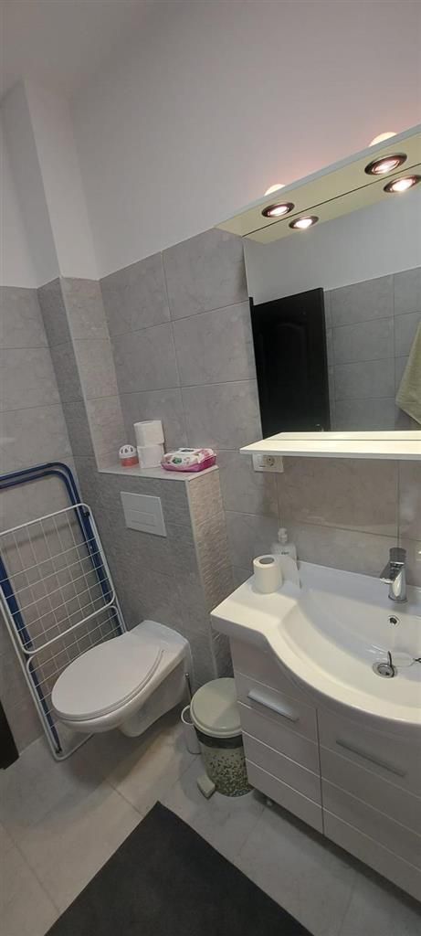 1 camera parter loc de parcare BLOC NOU-Benzinaria ESSO - Poză 7