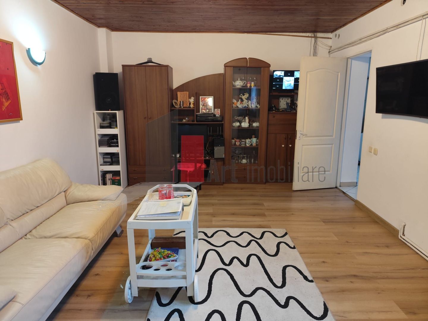 Apartament cu 3 camere de inchiriat in zona Bucurestii Noi - Poză 2