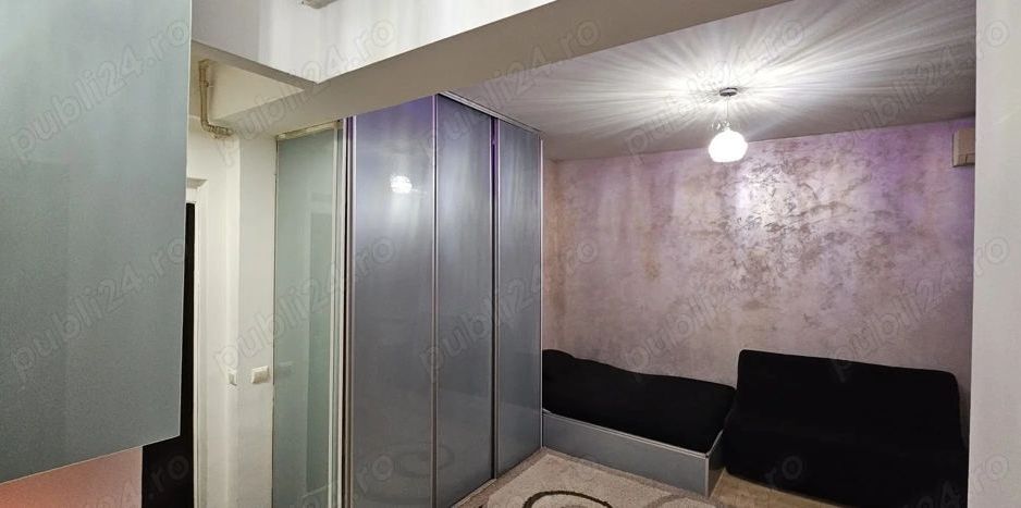Închiriez garsonieră modernă, Piața Alba Iulia, centrală proprie - Poză 2