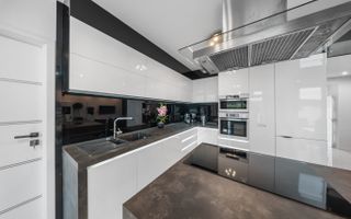 Vilă exclusivistă cu arhitectură și mobilier de designer I Livezeni - Poză 6