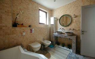 Vilă modernă  cu curte generoasă în Iancu Nicolae - Poză 16